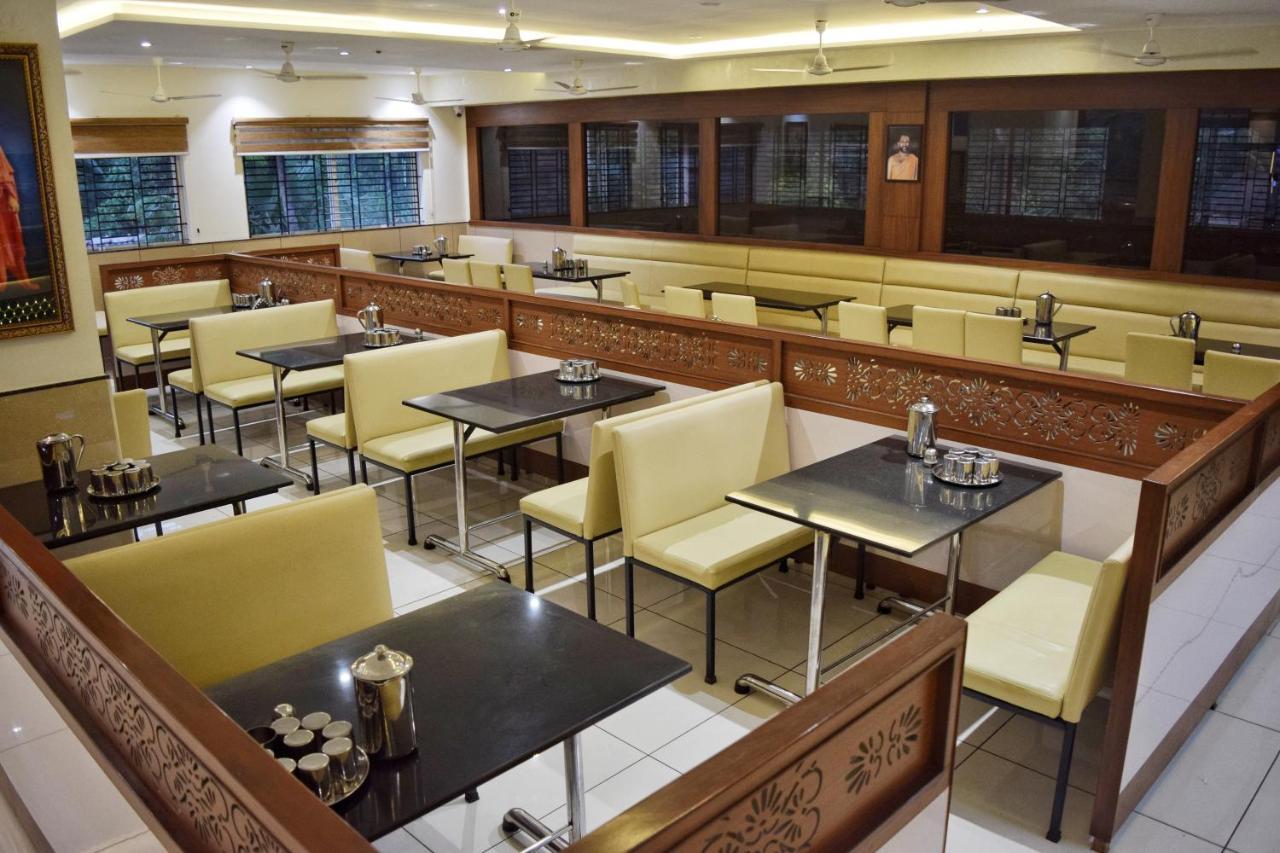 Bhramari Nest Hotel Subrahmanya Kültér fotó